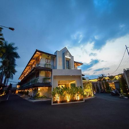 Hotel Nyland Pasteur Bandung Dış mekan fotoğraf